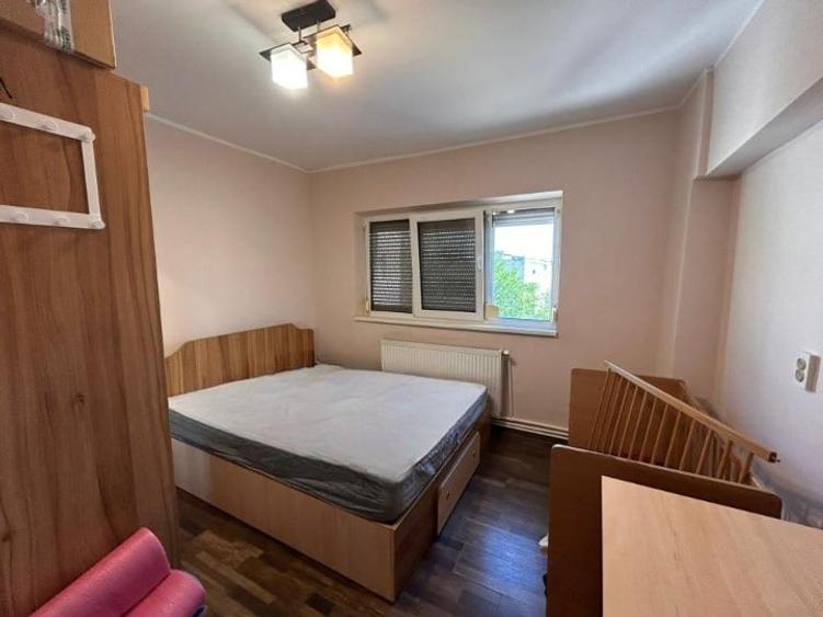 Apartament cu 2 camere decomandat, mobilat în Radu Negru