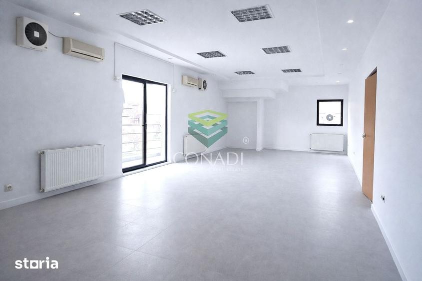 Casă cu 10 camere cu Teren 304 Mp în Grivița
