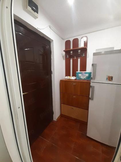 Garsonieră decomandată în Exterior Vest