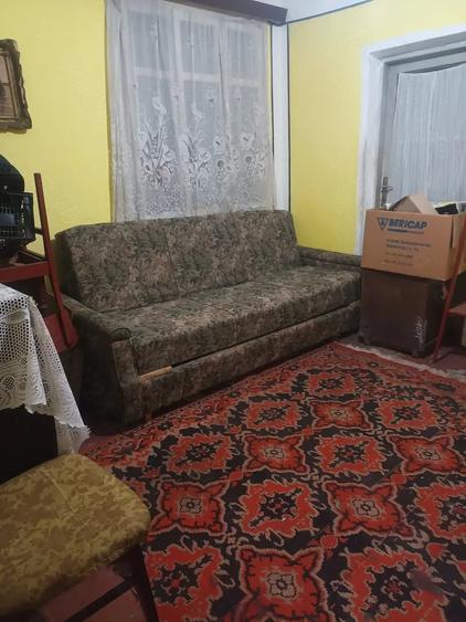 Casă cu 4 camere cu Teren 22 Mp în Central