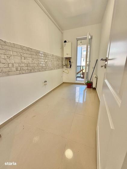 Apartament cu 4 camere în Roșu