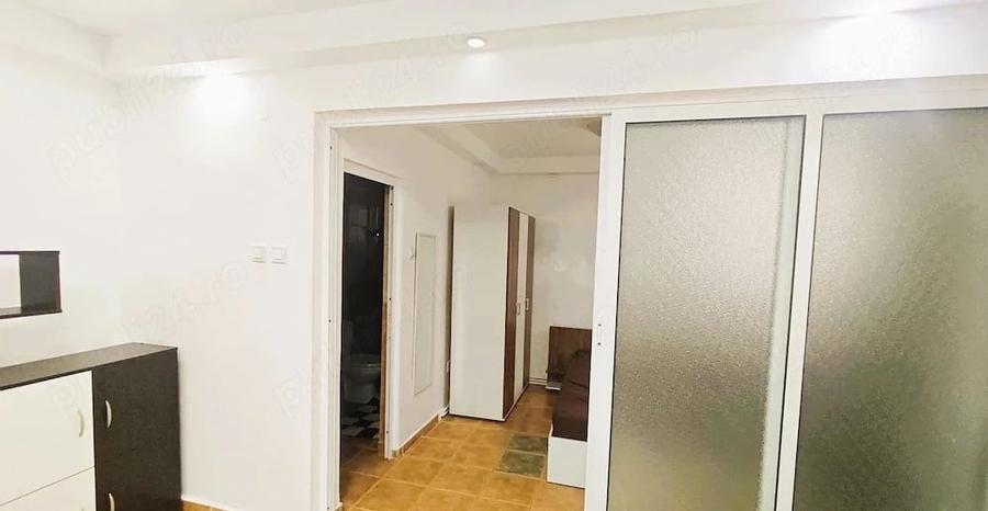 Apartament cu 2 camere semidecomandat, mobilat în Cazino