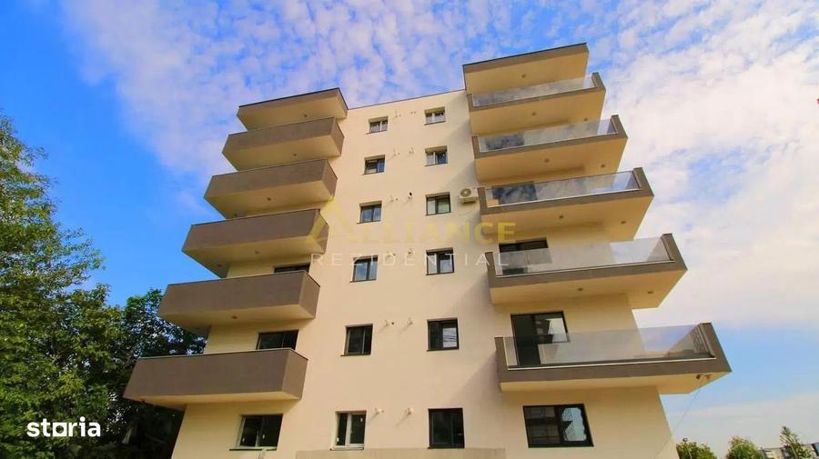 Garsonieră decomandată în Apărătorii Patriei
