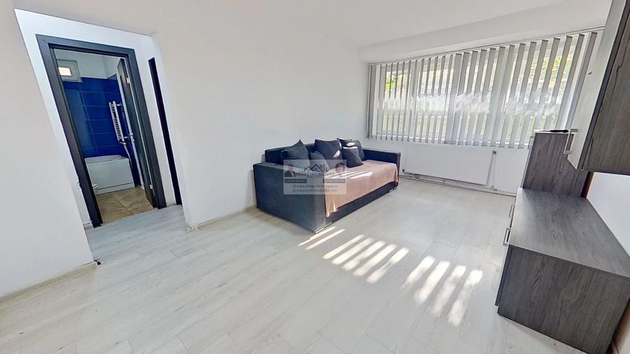 Apartament cu 2 camere semidecomandat în Nord