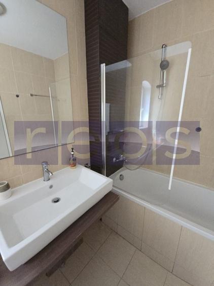 Apartament cu 4 camere, mobilat în Pipera