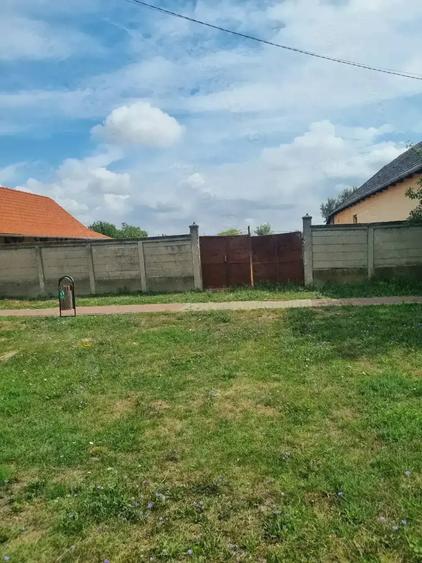 Teren de 1150 mp, în Central