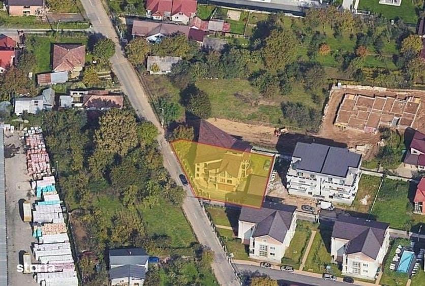 Apartament cu 3 camere semidecomandat în Central