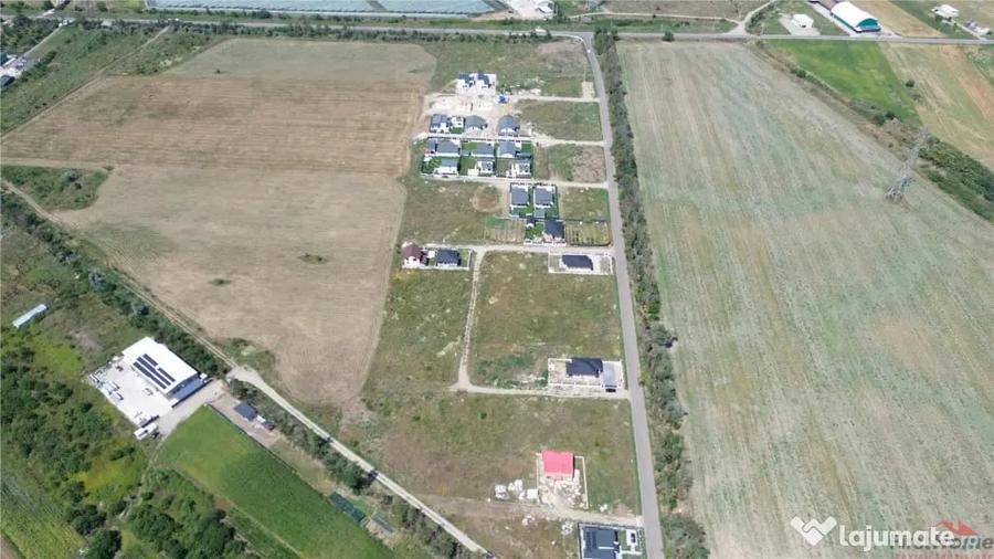 Loturi teren intravilan de in Vanatori intre 576mp - 612mp - 2