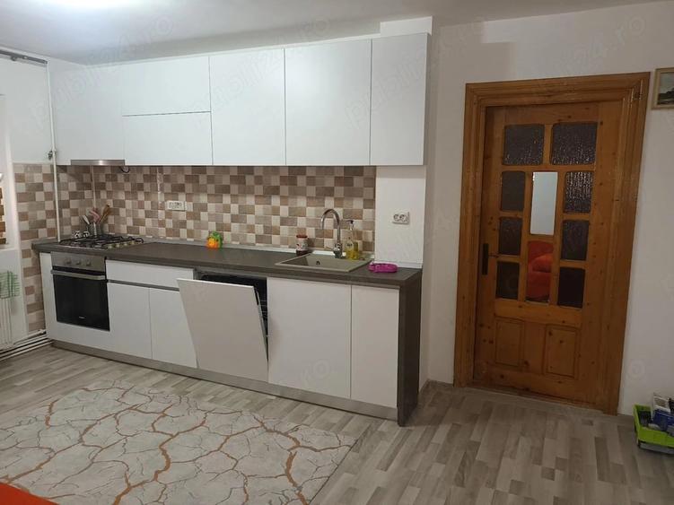 Apartament cu 2 camere semidecomandat în Dorobanți 1