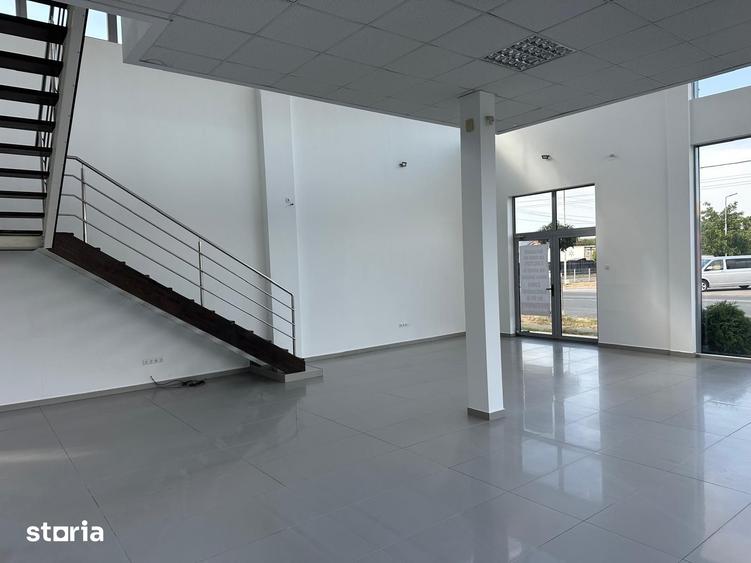 Spațiu comercial, de 412 mp, în Central