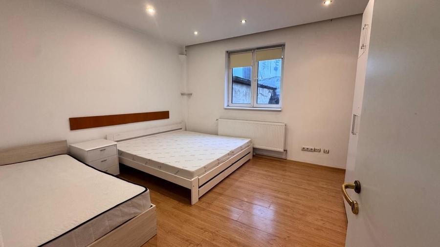 Apartament cu 2 camere semidecomandat în Ultracentral