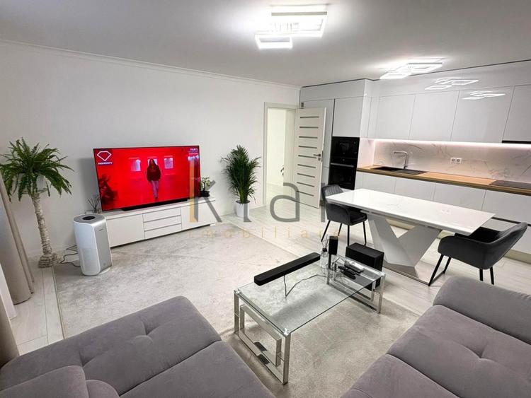 Apartament cu 3 camere semidecomandat, mobilat în Florești — fotografia 2