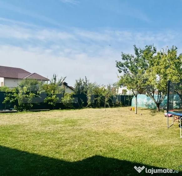 Vila contemporana cu 5 dormitoare, 5 bai ?i teren de 920 - 1