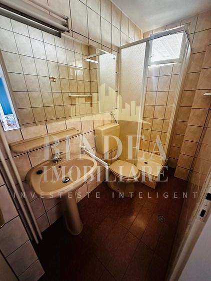 Casă cu 4 camere cu Canalizare în Lipovei