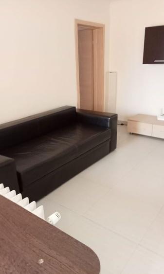 Apartament cu 3 camere în Titan — fotografia 1