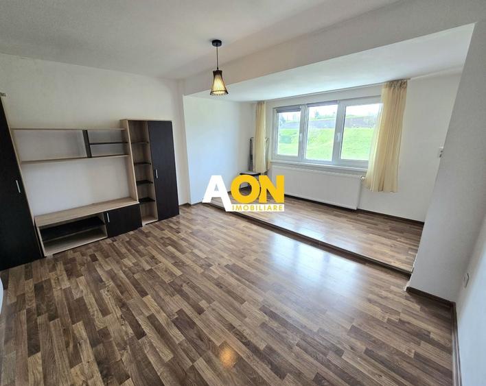 Apartament cu 2 camere decomandat, mobilat în Central