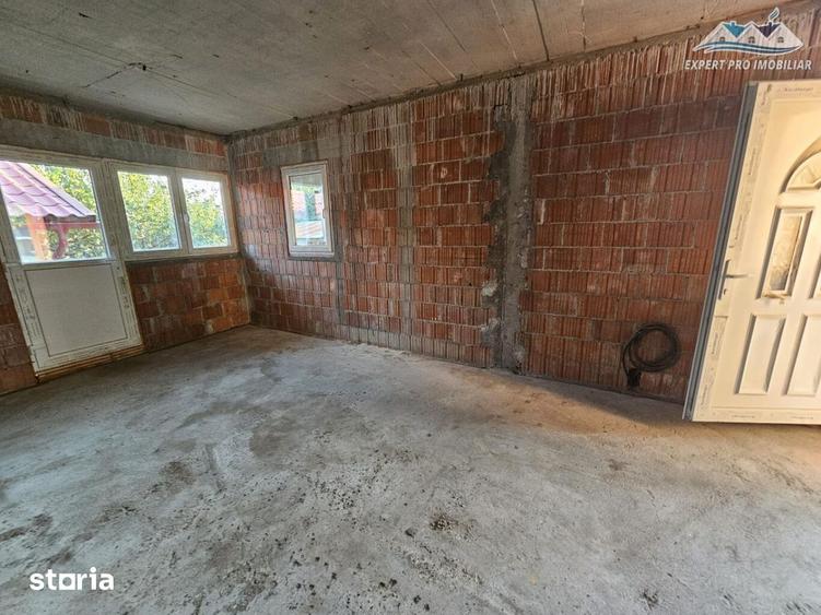 Casă cu 5 camere cu Teren 516 Mp în Ciorogârla