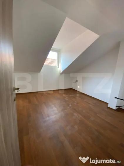 Apartament cu 5 camere decomandat, mobilat în Decebal