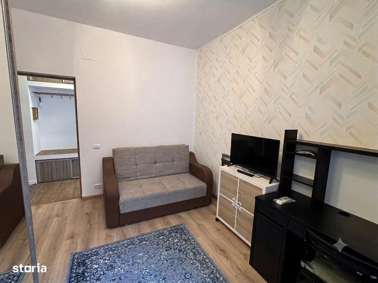 Apartament cu 2 camere decomandat, mobilat în Universitate