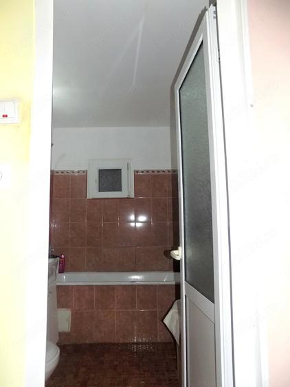 Apartament cu 2 camere decomandat în Independenței