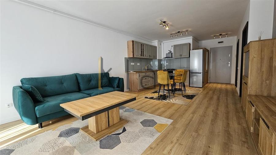 Apartament cu 2 camere semidecomandat, mobilat în Zorilor