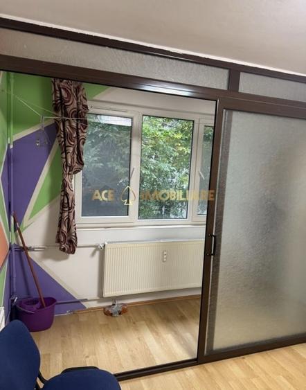 Apartament cu 2 camere decomandat, mobilat în Berceni