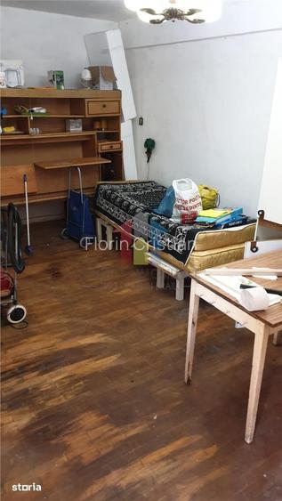 zona Liceu Balcescu Casa caramida+boltari cu teren=158 mp, Deschidere