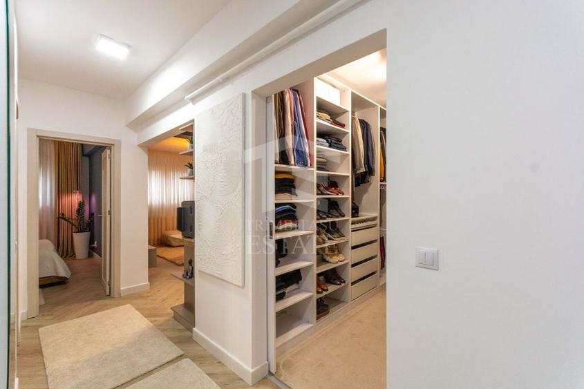 Apartament cu 3 camere decomandat în Chitila