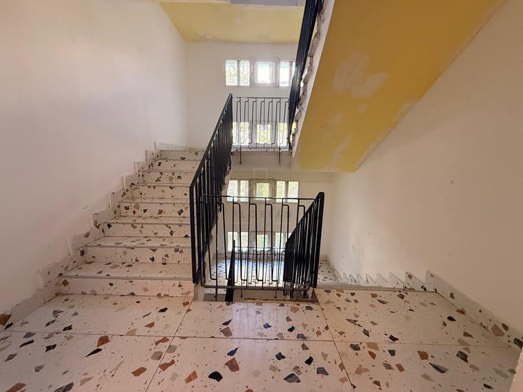 Garsonieră decomandată în Complex Studențesc