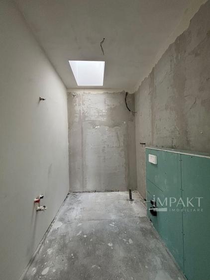 Casă individuală cu 4 camere cu Canalizare în Feleacu