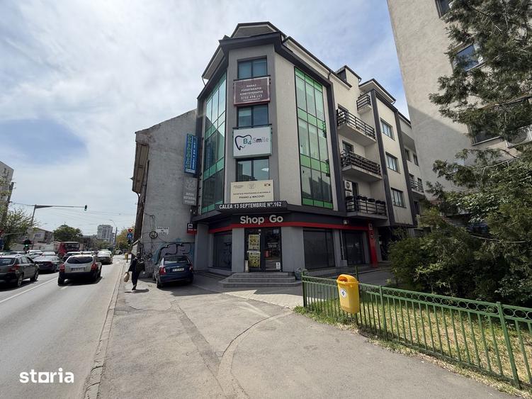 central, stomatologie, utilat, cladire noua, vedere la Bd, 1900 euro - 2