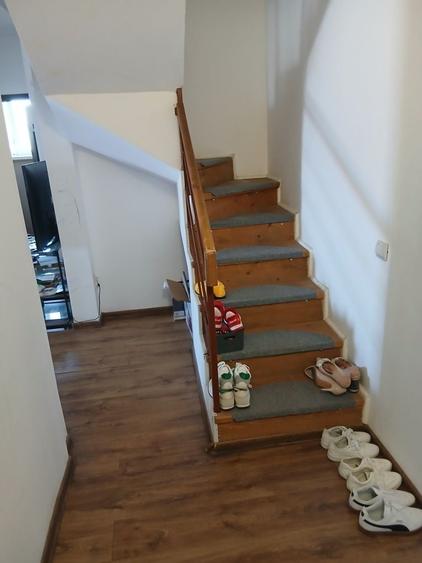 Apartament cu 3 camere decomandat în Popoveni