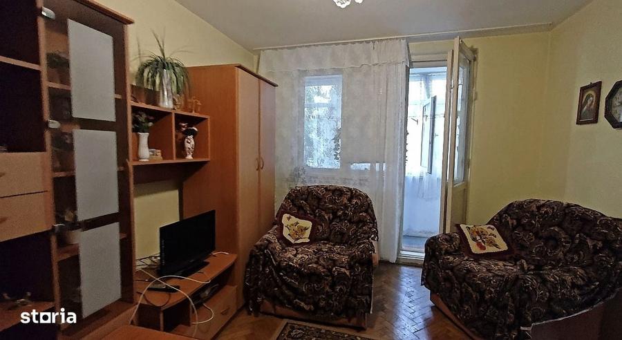 Apartament cu 2 camere decomandat în Est