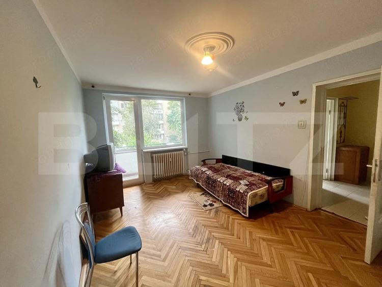 Apartament de vanzare, 2 camere, zona Rogerius - 4