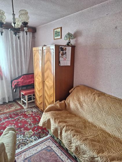 Apartament cu 3 camere circular în Traian