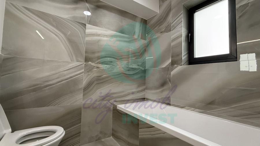 Apartament cu 3 camere semidecomandat în Polonă