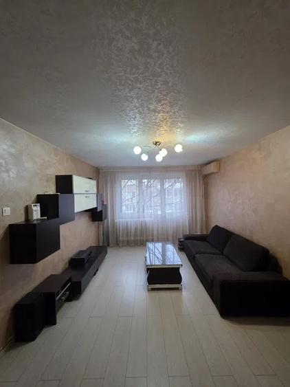 Apartament cu 2 camere decomandat, mobilat în Drumul Taberei — fotografia 1