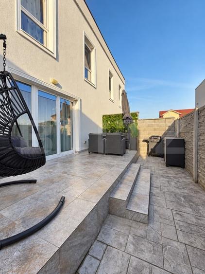Duplex cu 3 camere cu Canalizare în Urseni