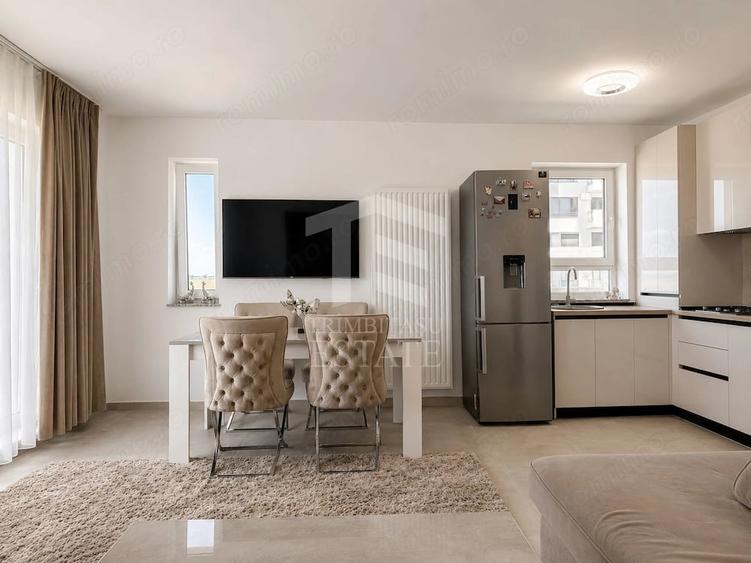 Apartament cu 3 camere semidecomandat în Tomis Plus