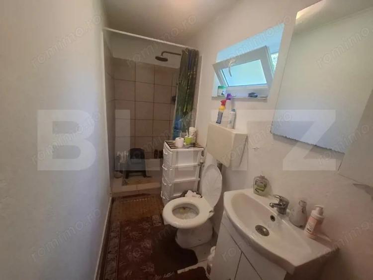 Casă cu Teren 5800 Mp în Crângurile