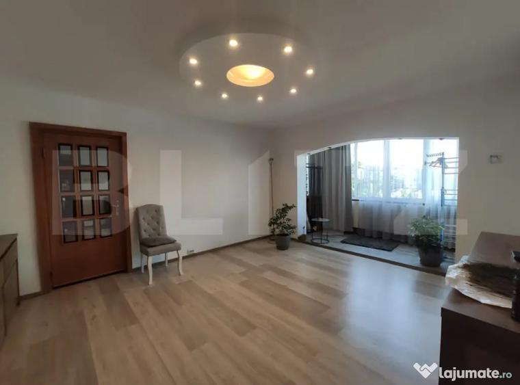 Apartament cu 2 camere semidecomandat în Micro 16