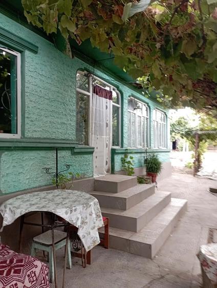 Casă cu 4 camere în Oltina