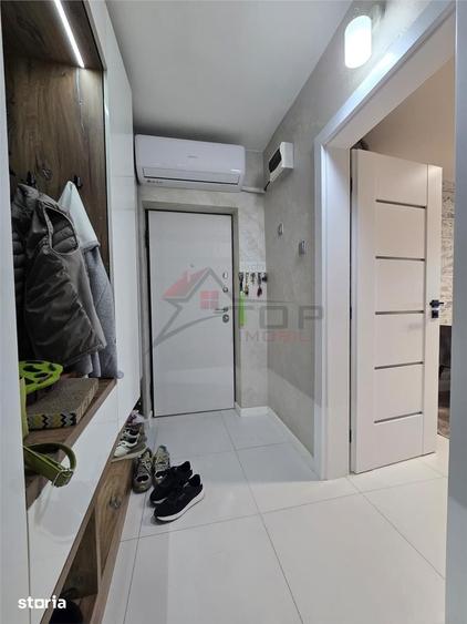 Apartament cu 4 camere decomandat în Ciurea