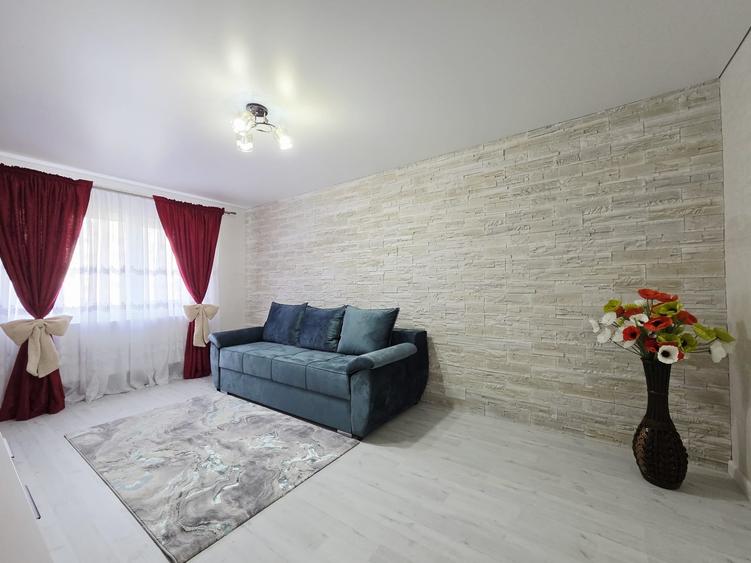 Apartament cu 2 camere decomandat în Micro 17