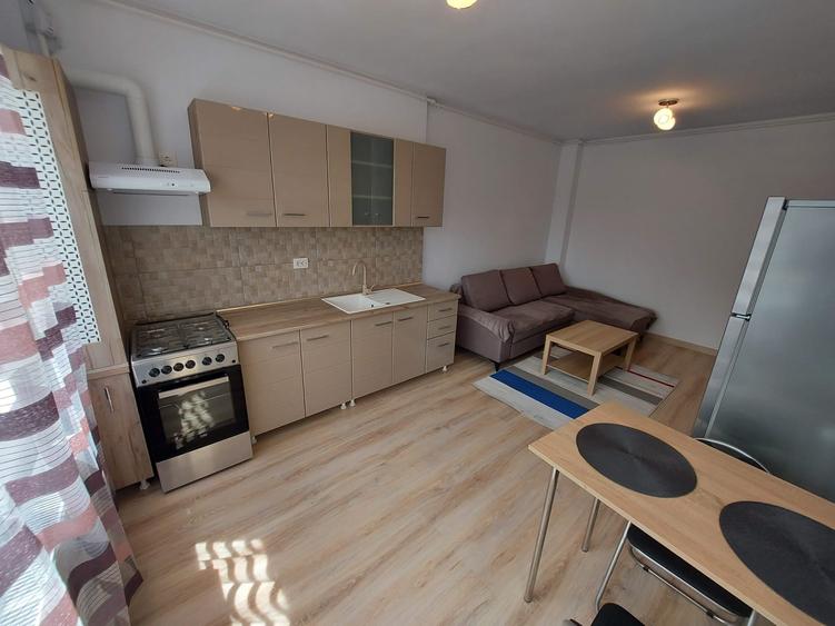 Apartament cu 2 camere semidecomandat în Militari