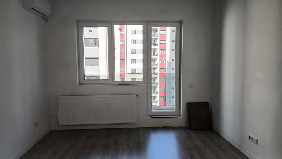 Garsonieră decomandată în Regie