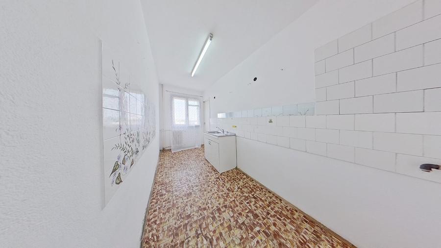 Apartament cu 3 camere decomandat în Aurel Vlaicu