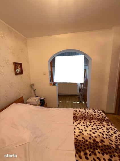 Apartament cu 2 camere nedecomandat în George Enescu