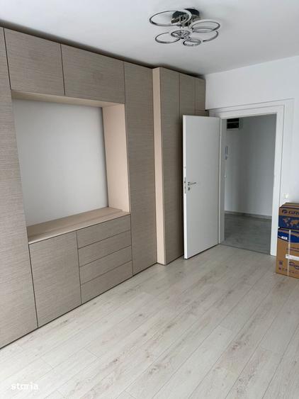 Apartament cu 3 camere decomandat, mobilat în Rahova