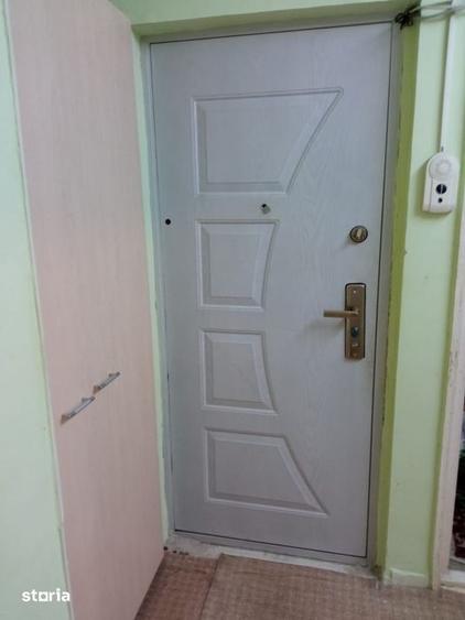 DE RENOVAT 2 camere decomandat, etaj 3, Dorobanti - 2